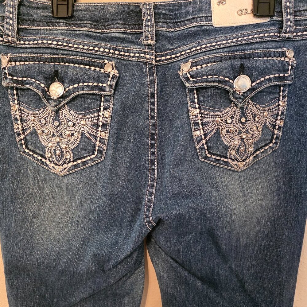 Grace in LA women's distressed denim jeans, size 17. - Picture 4 of 11